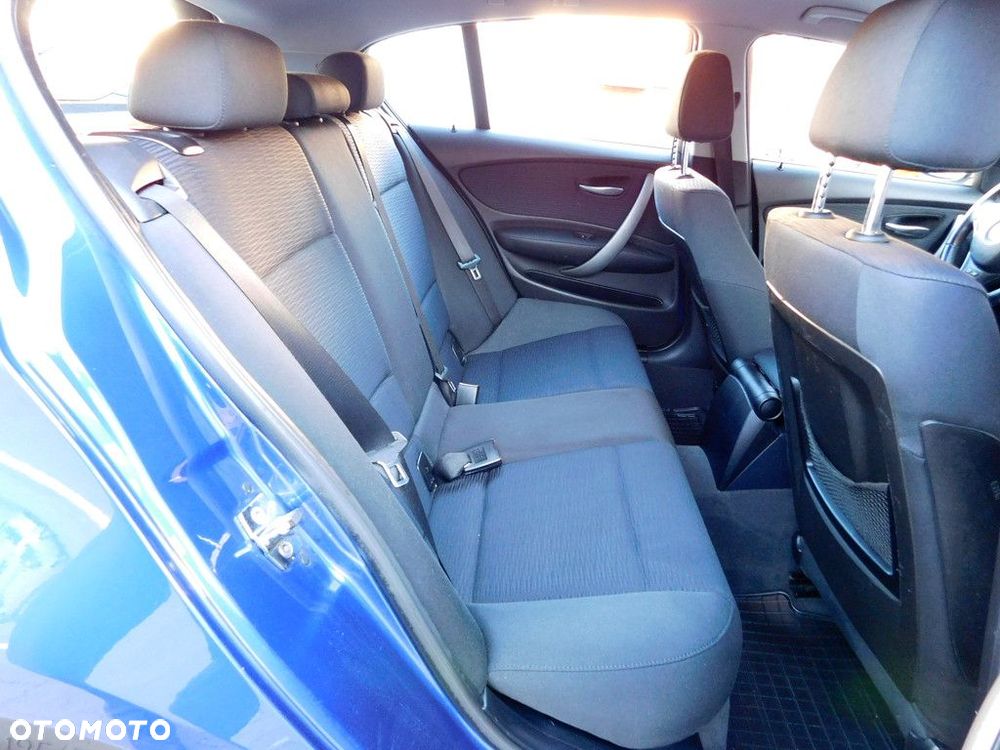 BMW Seria 1 - 22