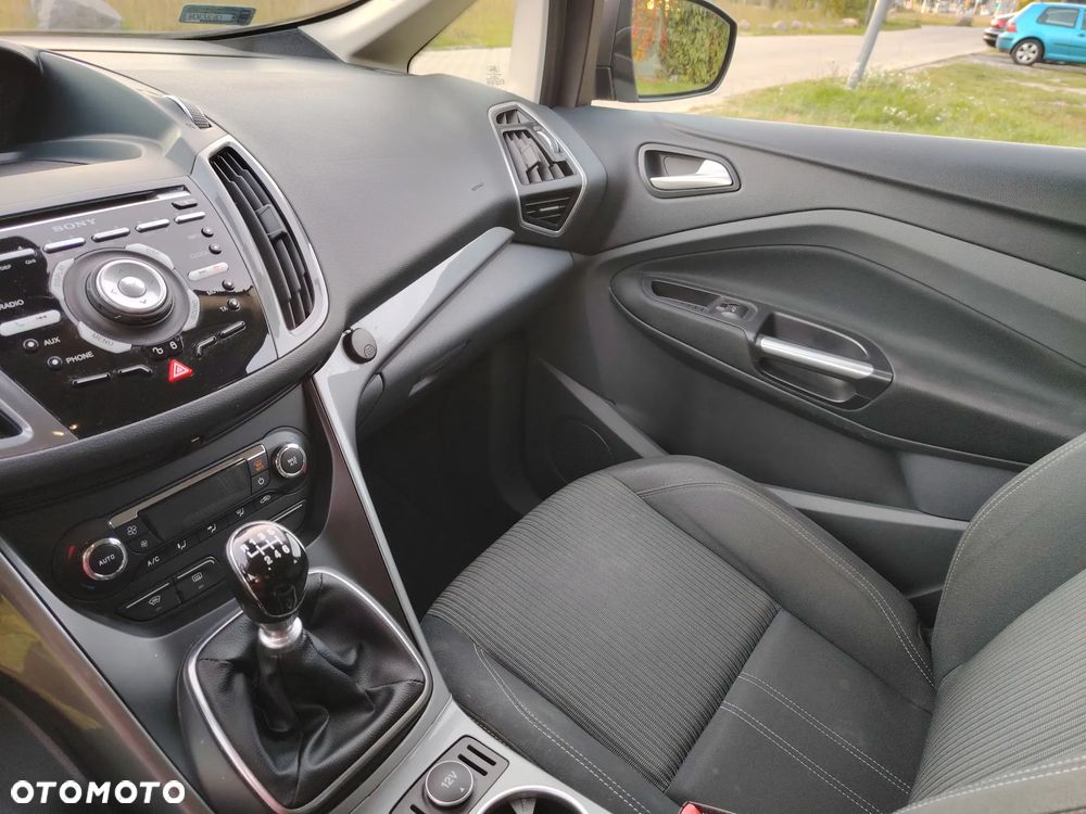 Ford C-MAX - 11