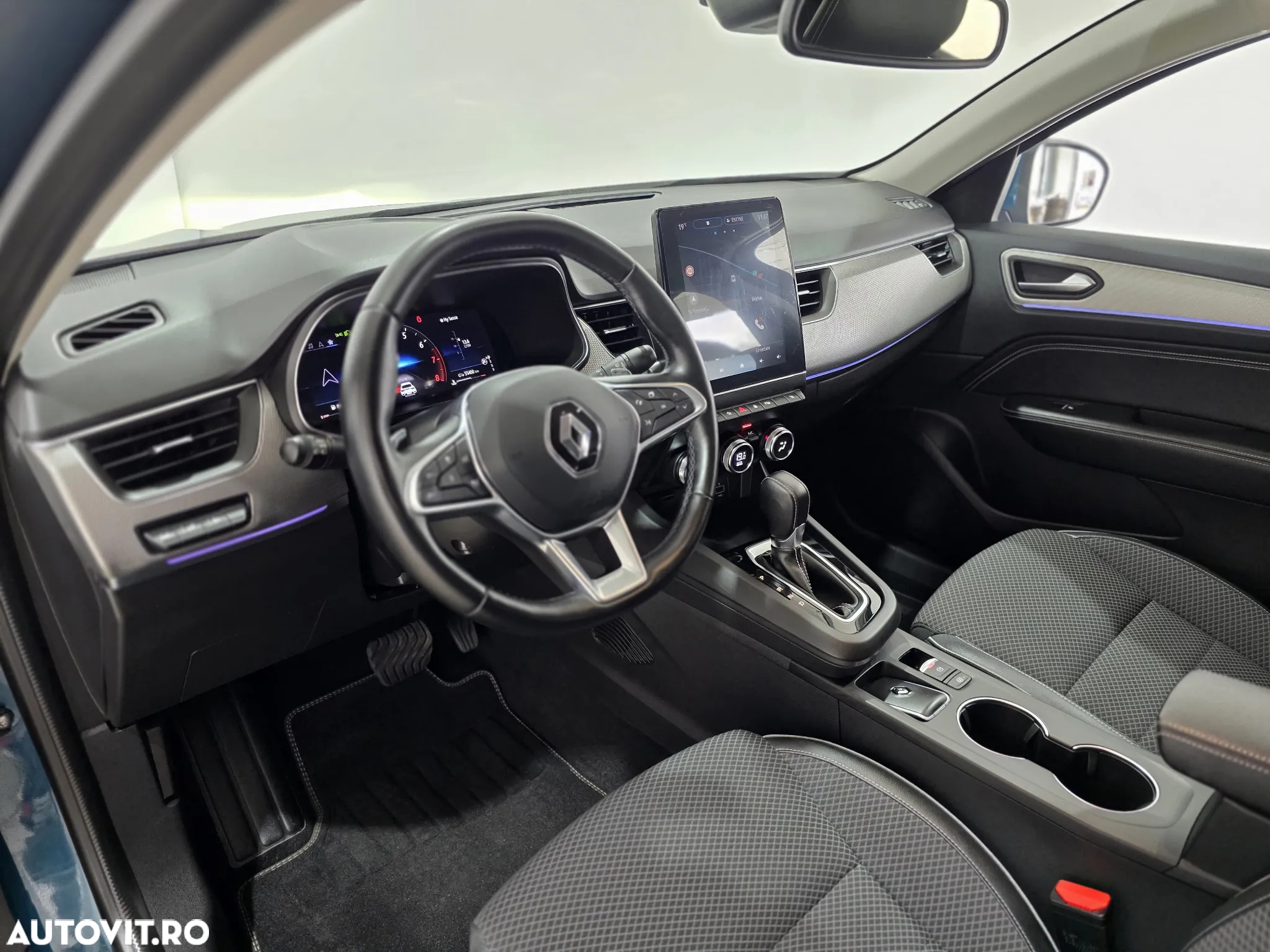 Renault Arkana MHEV 160 EDC Techno - 5