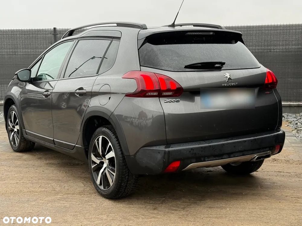 Peugeot 2008 PureTech 130 EAT8 GT Pack - 7