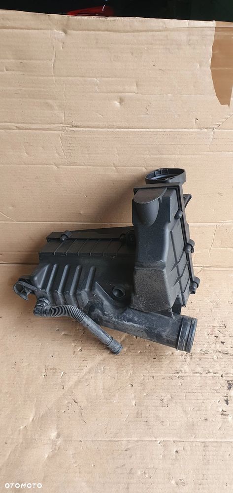 Obudowa filtra powietrza Audi A3 8P 1.9 TDI 3C0129607AD 3C0129601AJ - 5