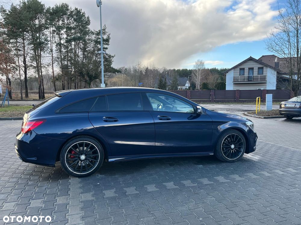 Mercedes-Benz CLA 200 d 7G-DCT AMG Line - 3