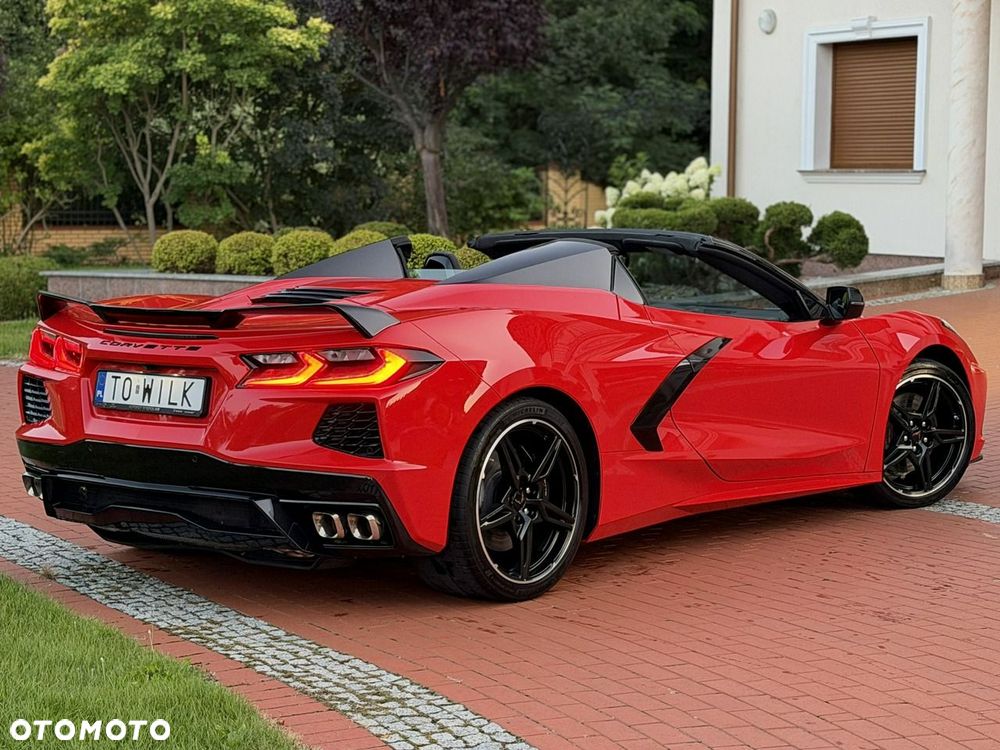Chevrolet Corvette - 16