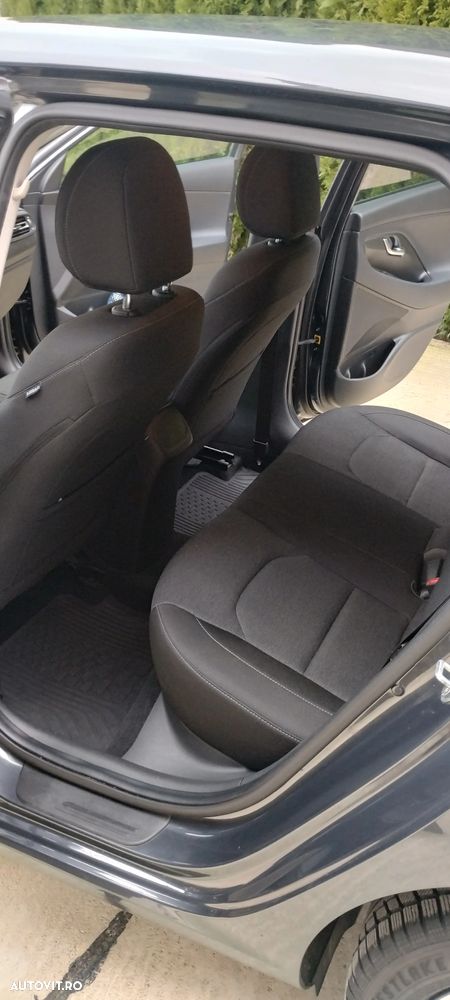 Hyundai i30 Fastback 1.5 T-GDI MHEV 160CP Exclusive - 11