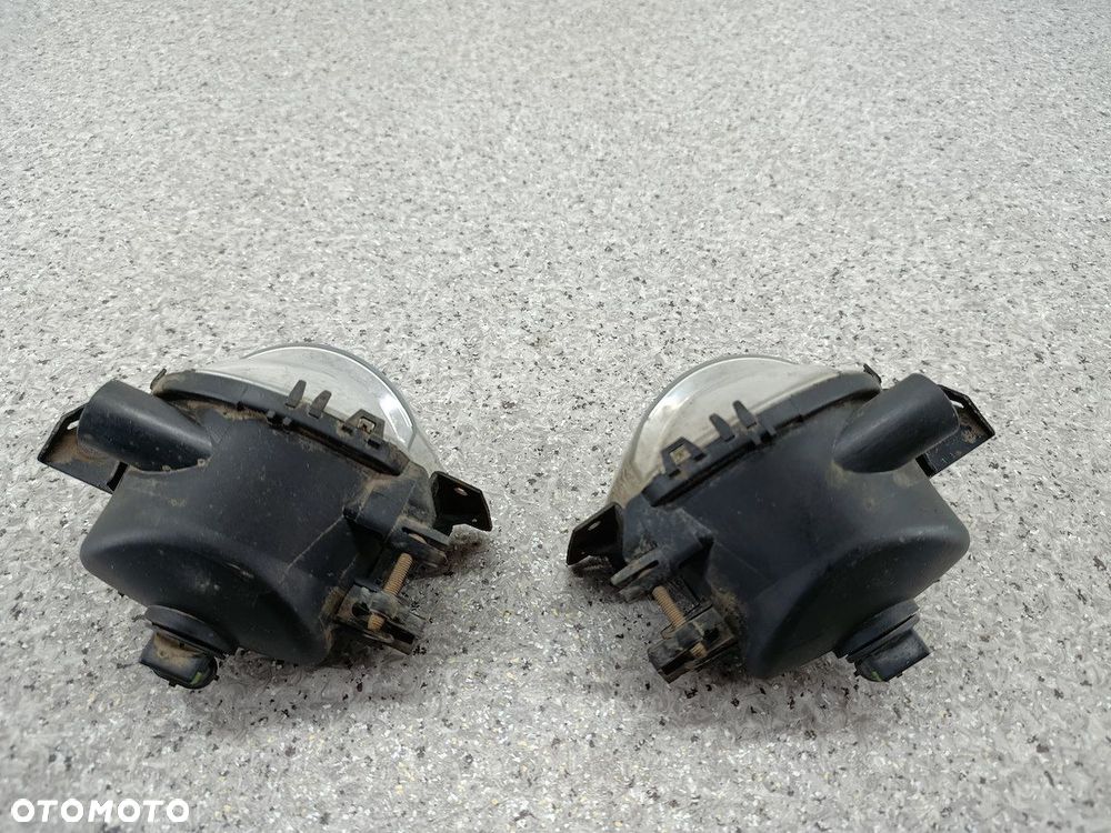KOMPLET HALOGENÓW BMW 3 E91 6948374 6948373 - 6