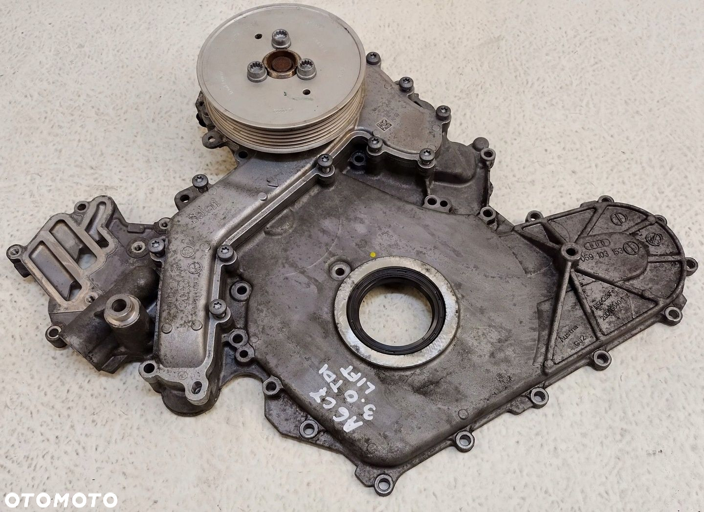 AUDI A6 S6 C7 4G LIFT 15-18 3.0 TDI POKRYWA ROZRZĄDU Z POMPĄ 059103153CJ - 4