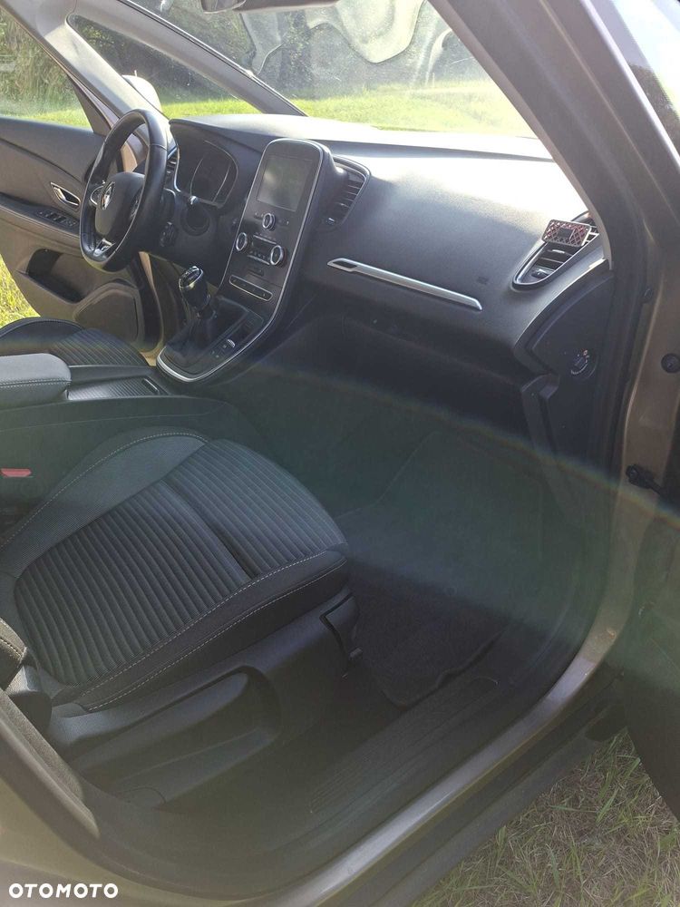 Renault Scenic - 7