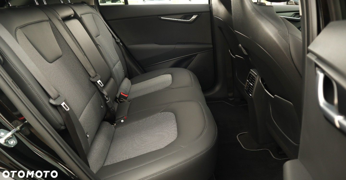 Kia Niro e-Niro 64kWh XL - 16