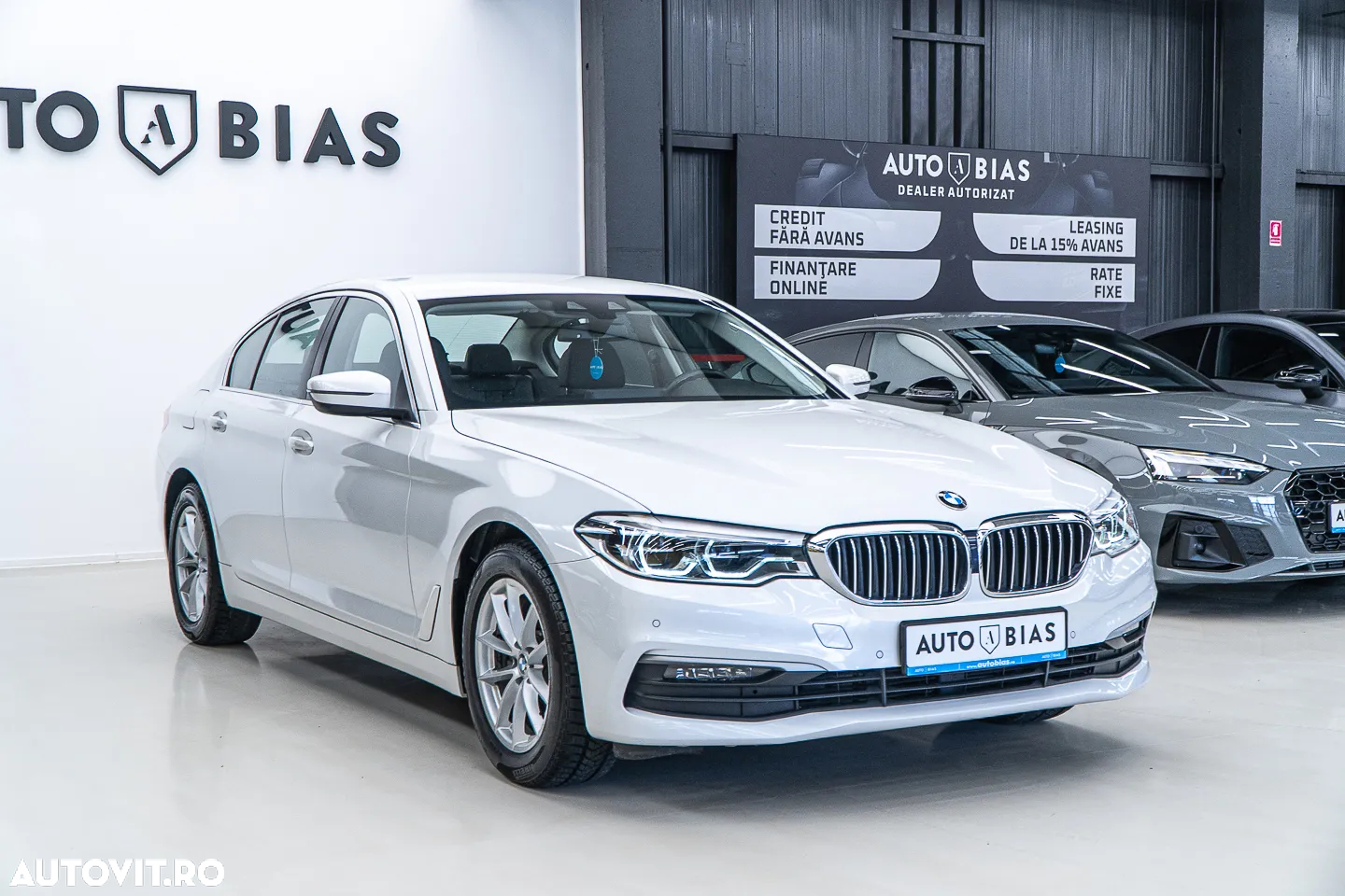 BMW Seria 5 520i Aut. Sport Line - 3