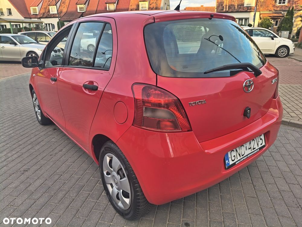 Toyota Yaris 1.0 VVT-i Team - 13