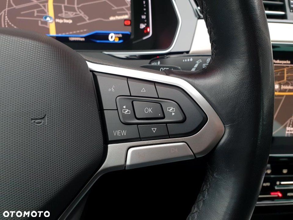 Volkswagen Passat - 16