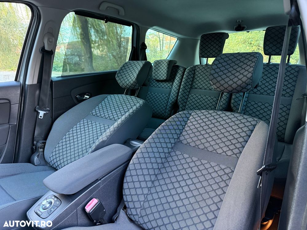 Renault Grand Scenic - 24