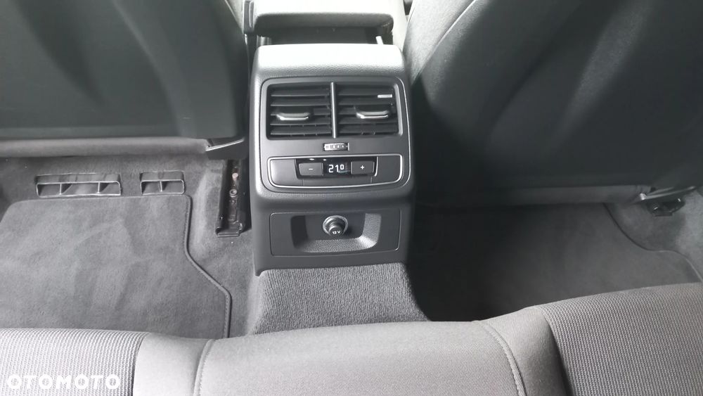 Audi A5 Sportback 40 TFSI - 14