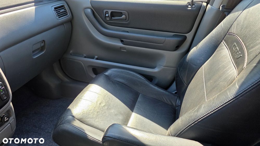 Honda CR-V - 13
