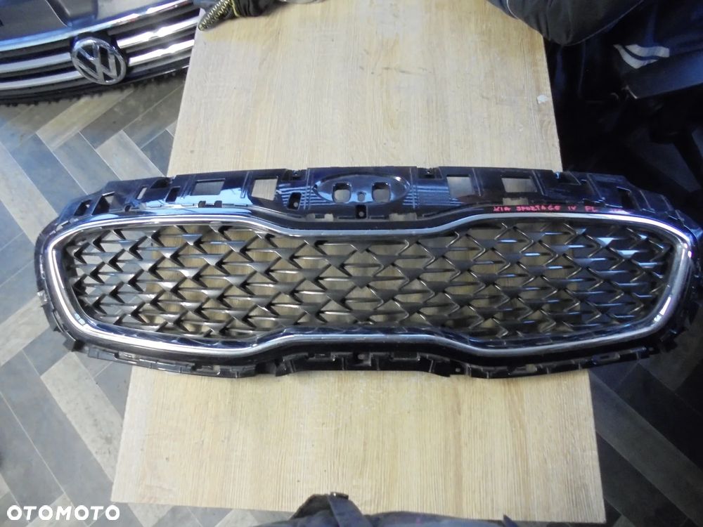KIA SPORTAGE IV GRILL