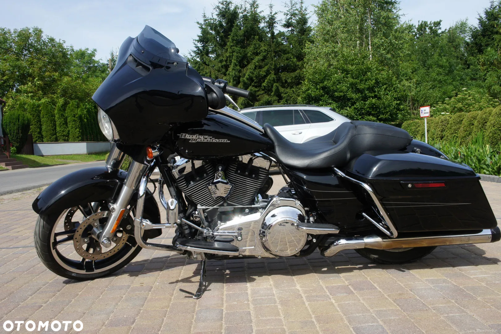 Harley-Davidson Touring Street Glide - 2