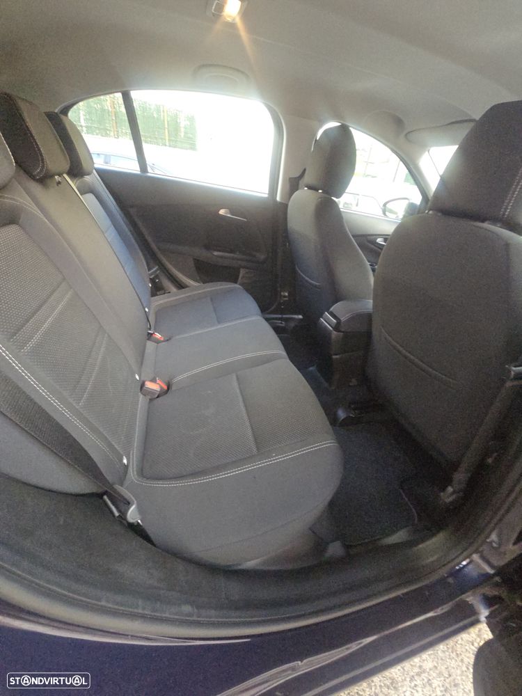 Fiat Tipo 1.3 M-Jet Lounge Tech - 24