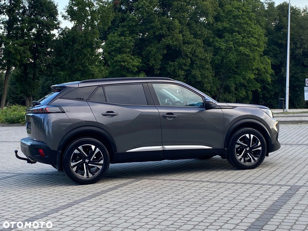 Peugeot 2008 1.5 BlueHDi Allure S&S EAT8 - 13