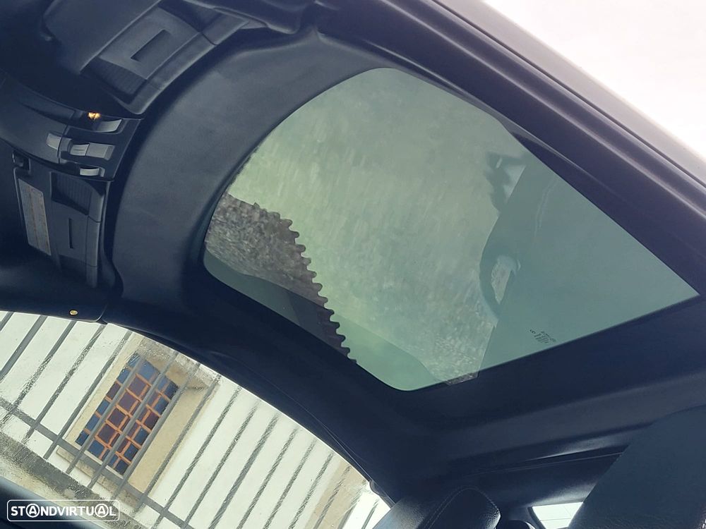 Mercedes-Benz SLK 200 (BlueEFFICIENCY) - 19