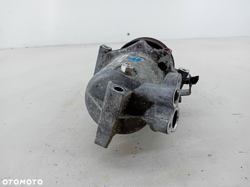 POMPA, SPRĘŻARKA KLIMATYZACJI DACIA LODGY 926005727R 92600E920A 1.6 SCE - 3