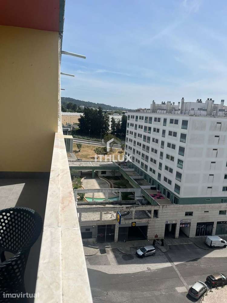 Apartamento T3 Renovado em Benfica - Grande imagem: 3/3