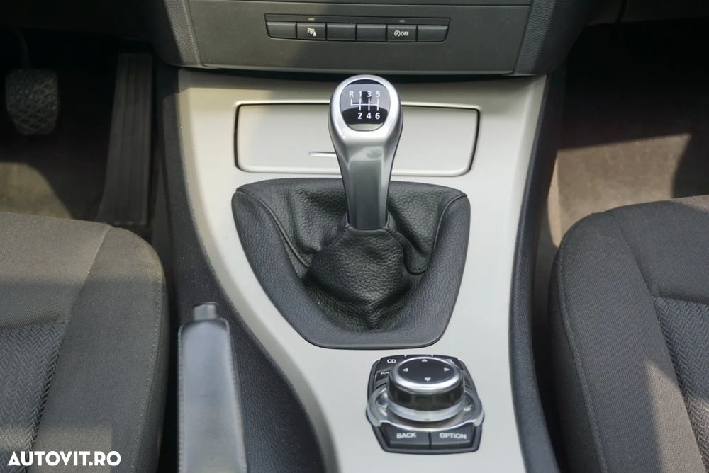 BMW Seria 3 316d - 19