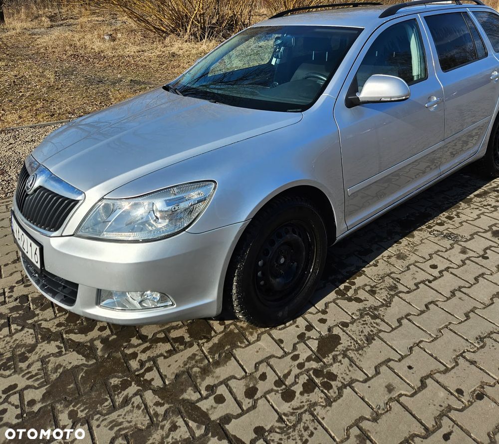 Skoda Octavia 2.0 TDI Ambiente - 25