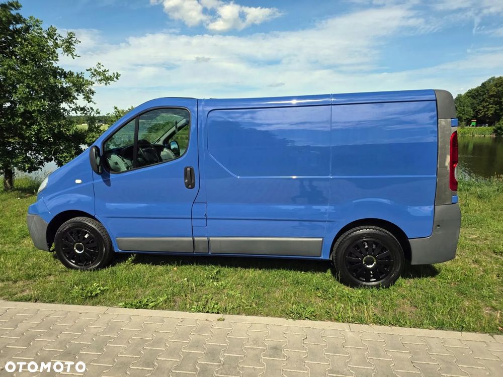 Renault TRAFIC - 11
