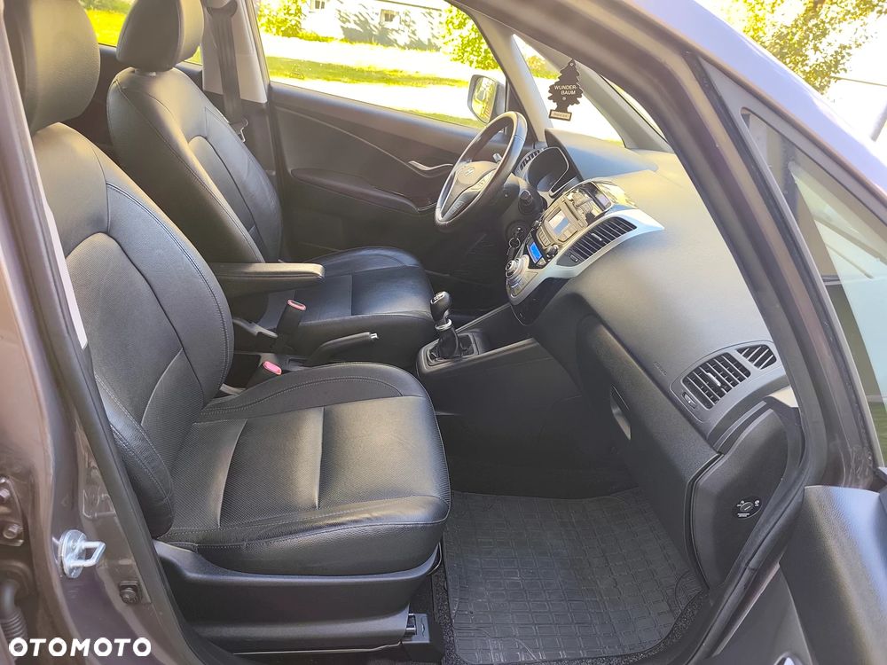 Hyundai ix20 1.4 Premium - 10