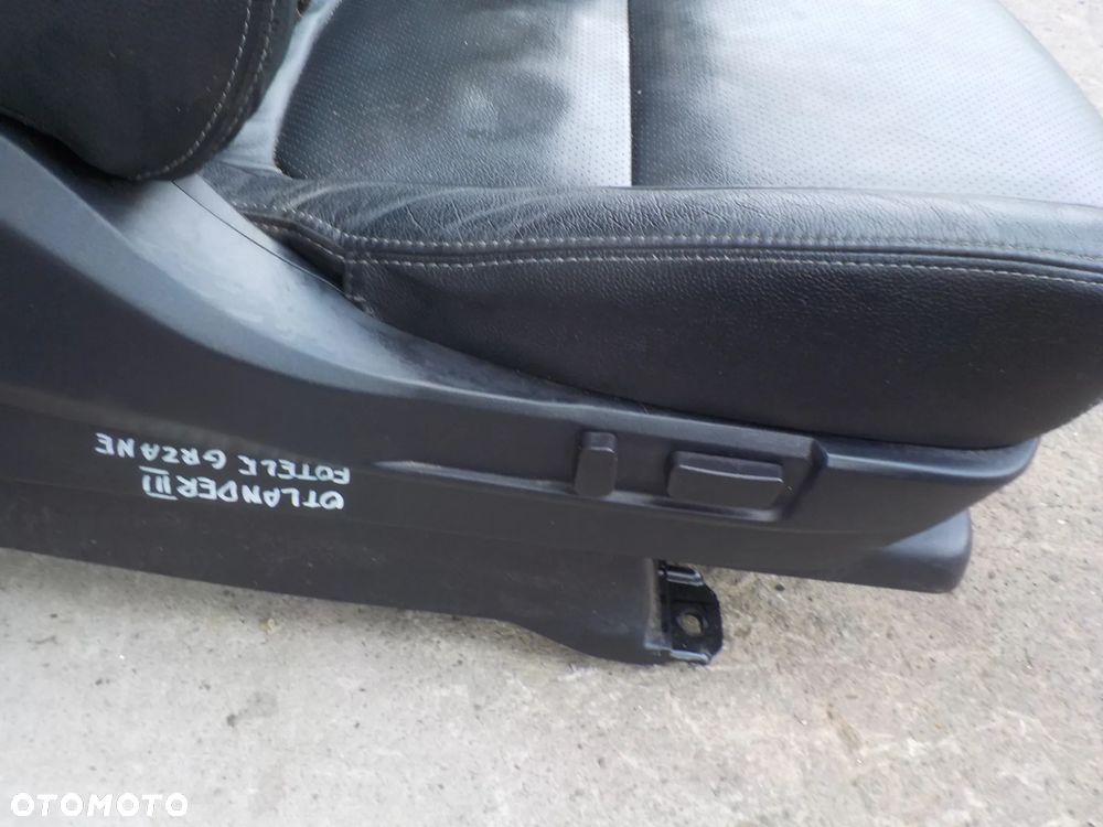 MITSUBISHI OUTLANDER III FOTELE KANAPA BOCZKI PODŁOKIETNIK - 15