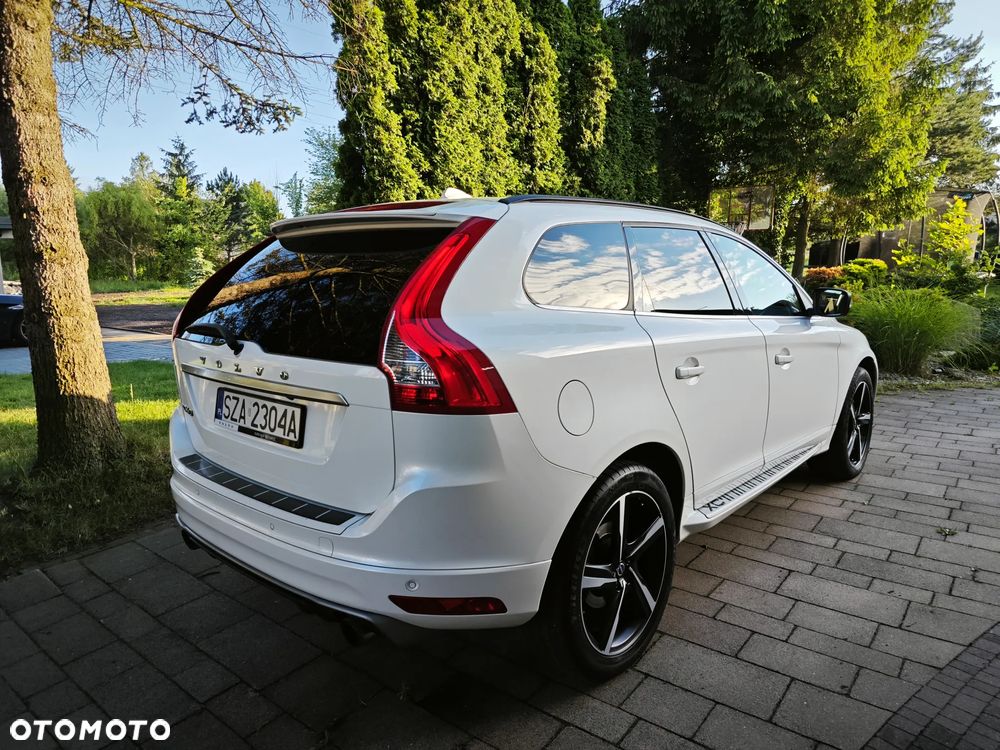 Volvo XC 60 D4 SCR R-Design - 3