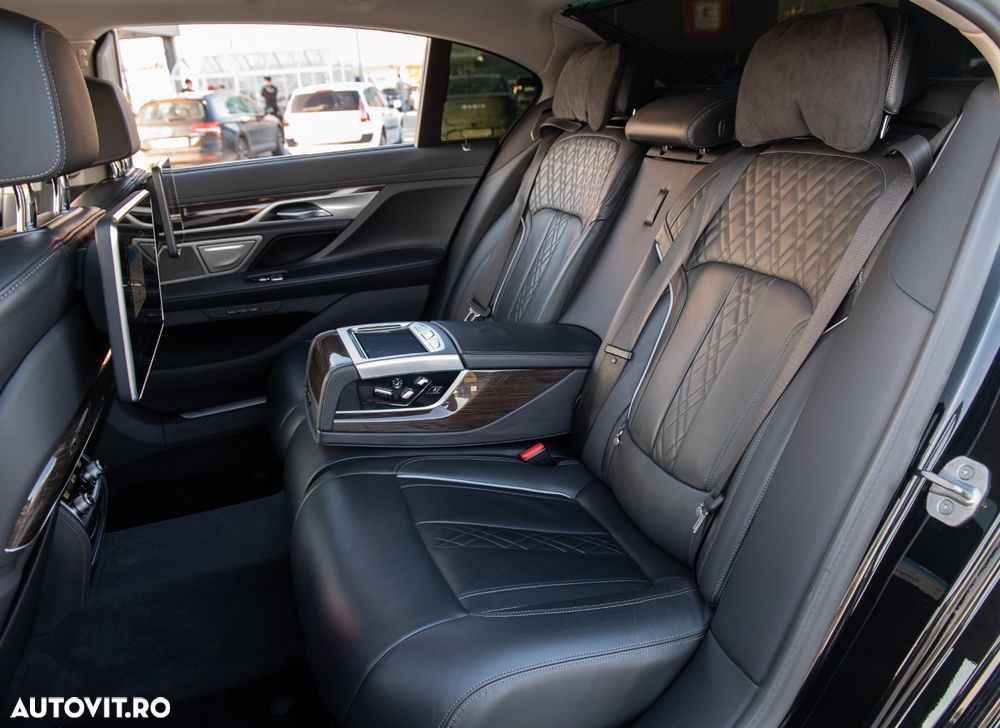 BMW Seria 7 730Ld xDrive - 27