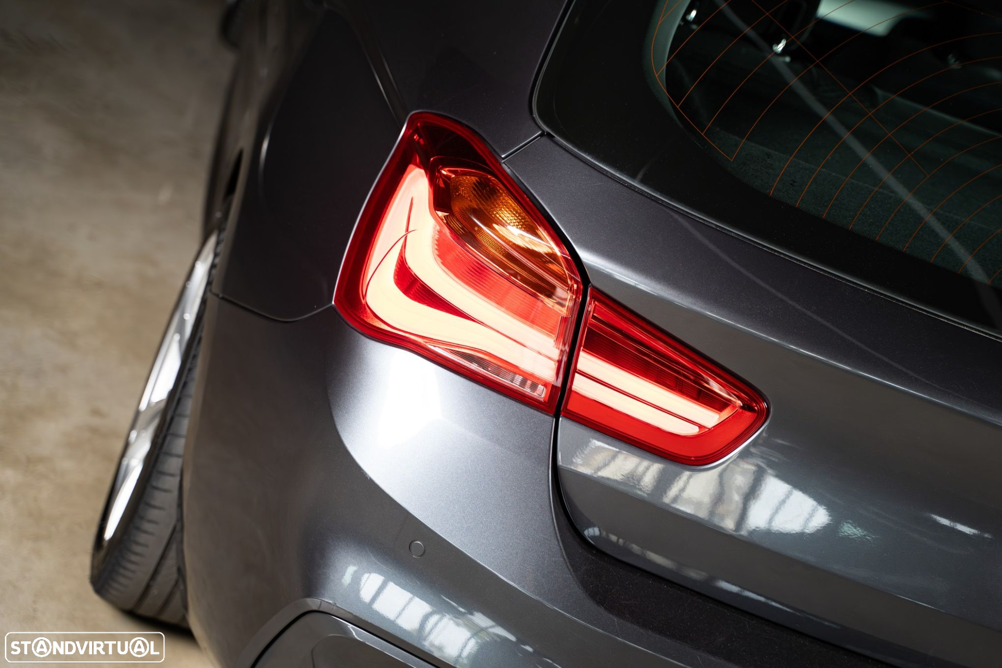 BMW 116 d Pack M - 9