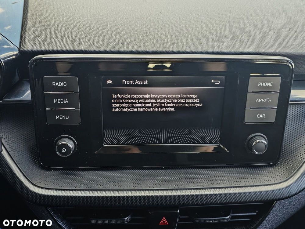 Skoda Fabia 1.0 TSI Active - 18