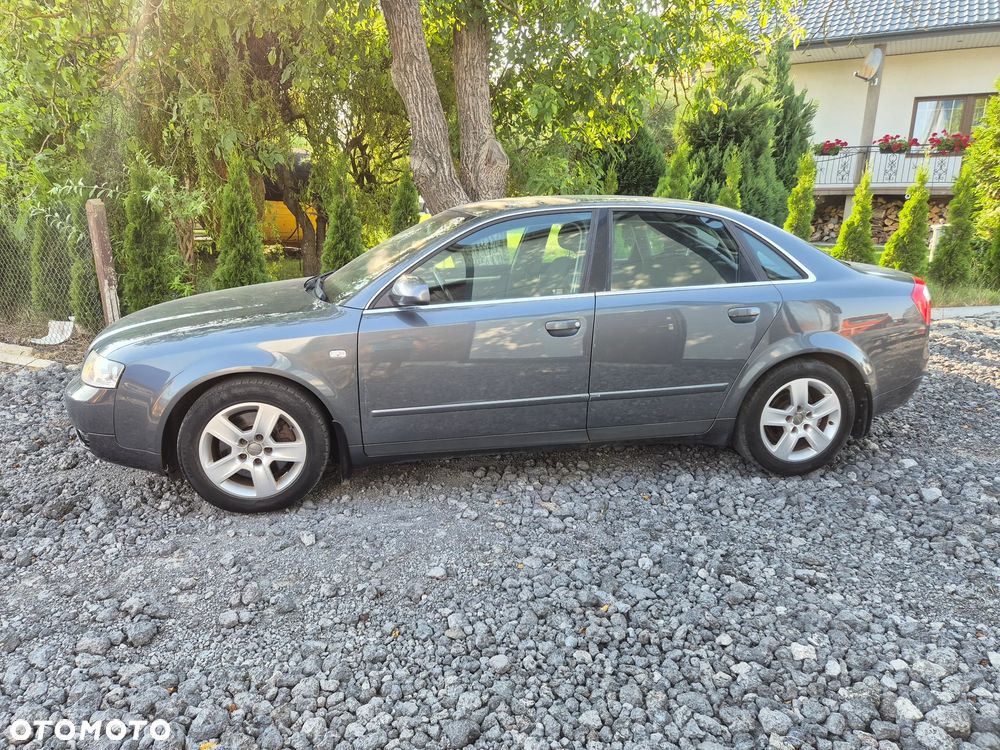 Audi A4 Limousine 1.8 T quattro - 2
