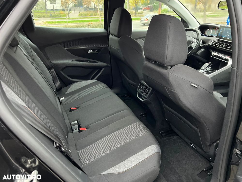 Peugeot 3008 BlueHDi 130 Stop & Start EAT8 Active Business-Paket - 29