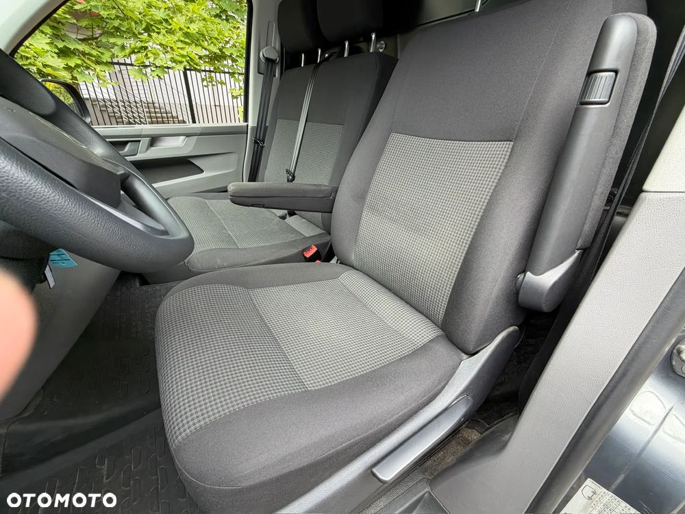 Volkswagen Transporter - 10
