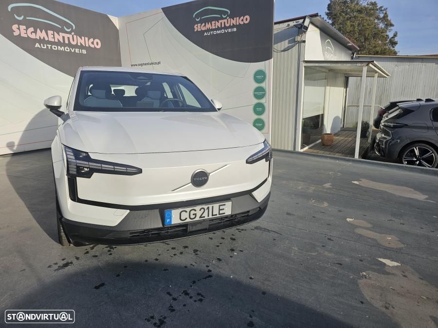 Volvo EX30 Single Motor Extended Range RWD Core - 4