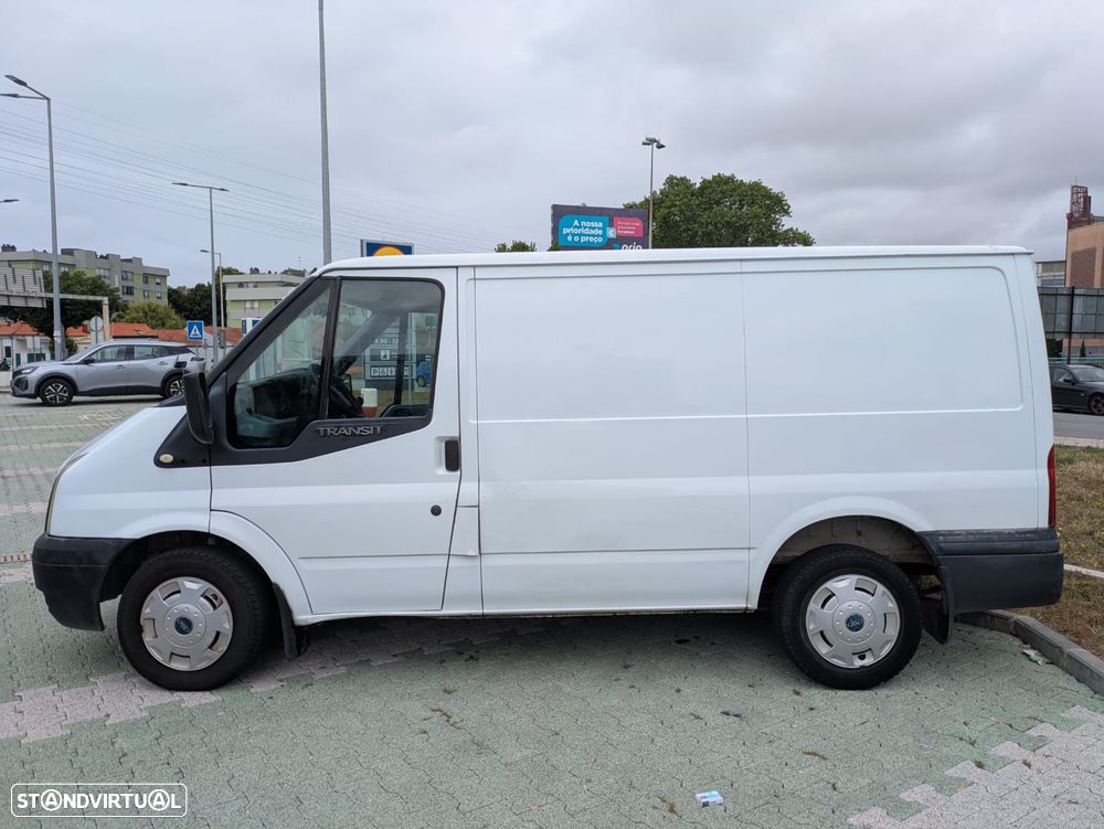 Ford Transit - 4