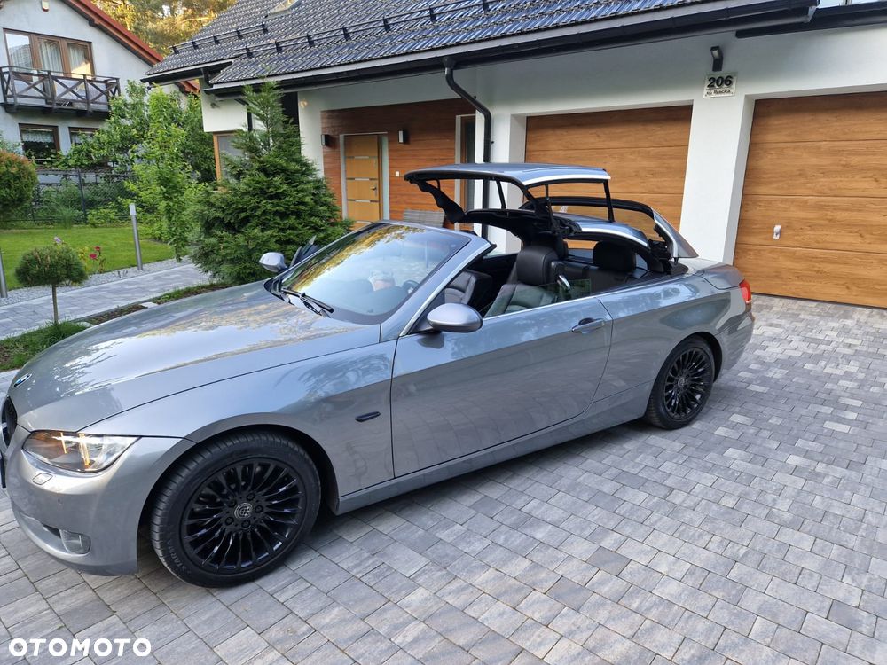 BMW Seria 3 325i - 39