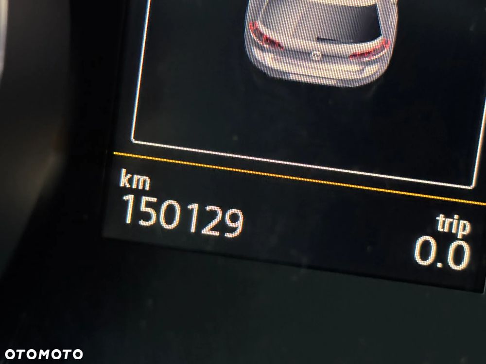 Volkswagen Golf 1.2 TSI BlueMotion Technology Cup - 23