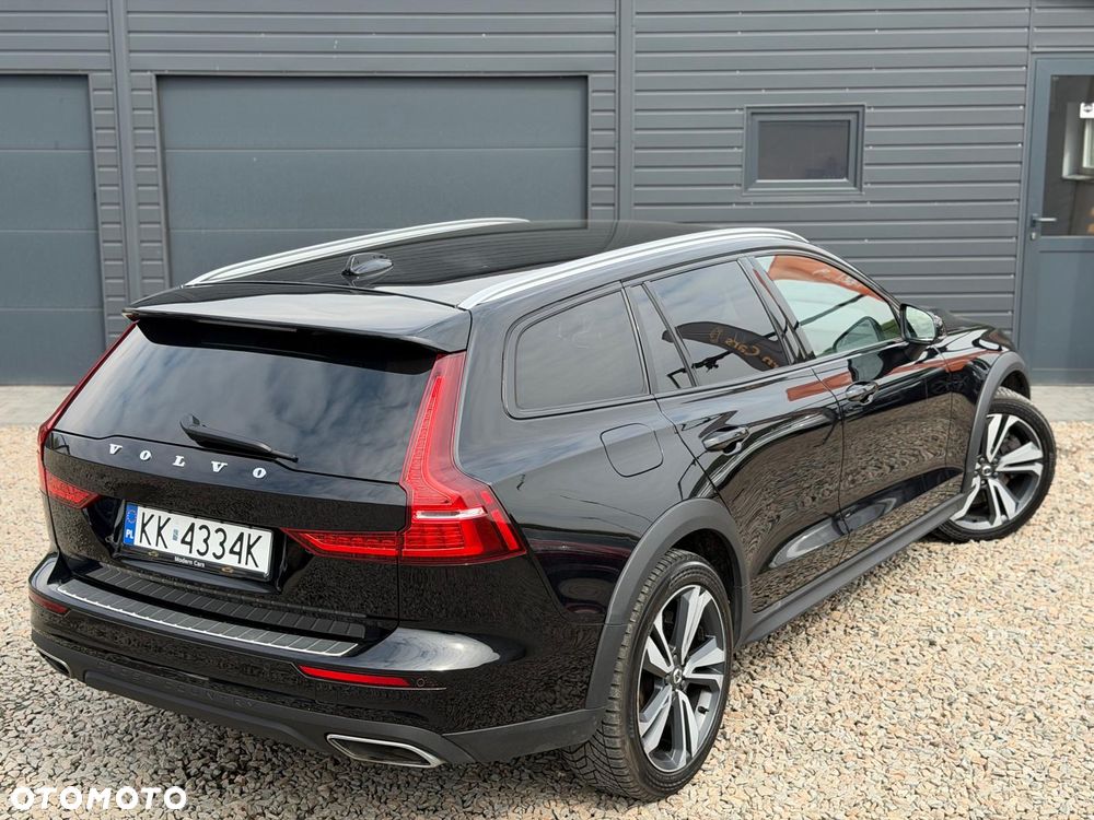 Volvo V60 Cross Country B4 D AWD Geartronic Pro - 10