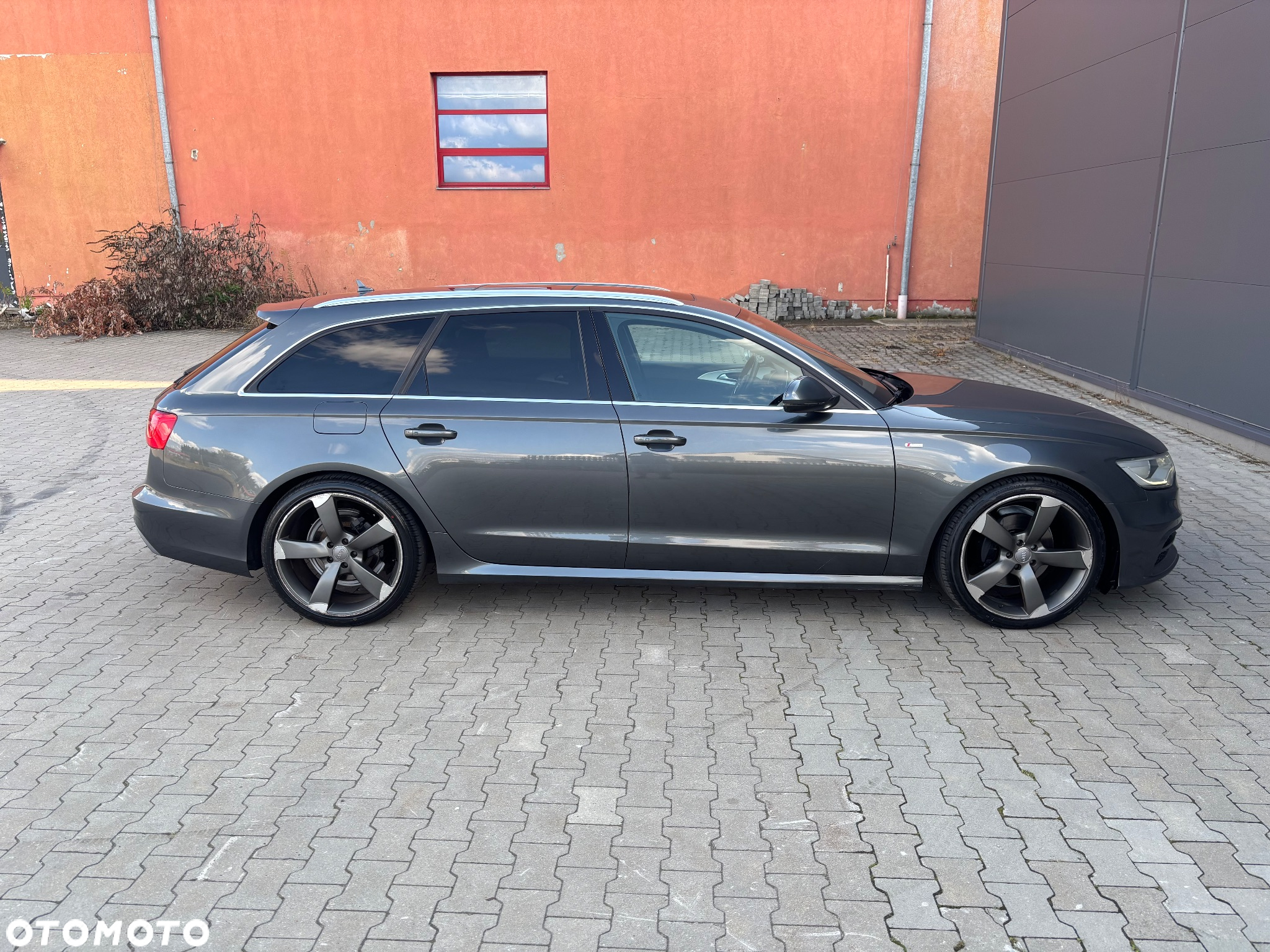 Audi A6 Avant - 29