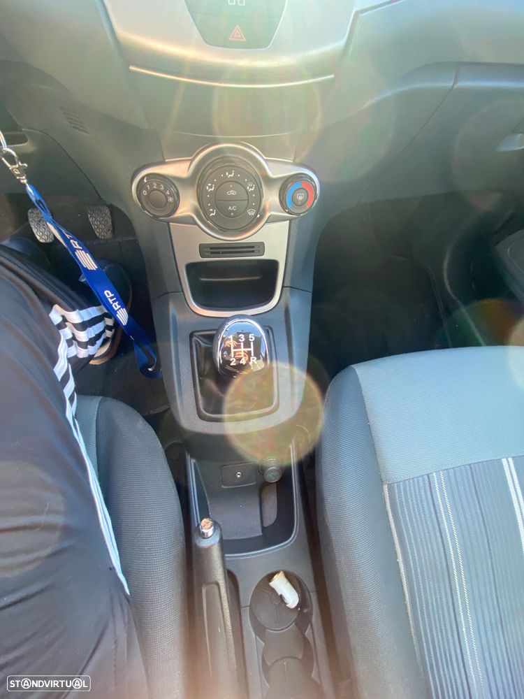 Ford Fiesta 1.4 TDCI Titanium - 5