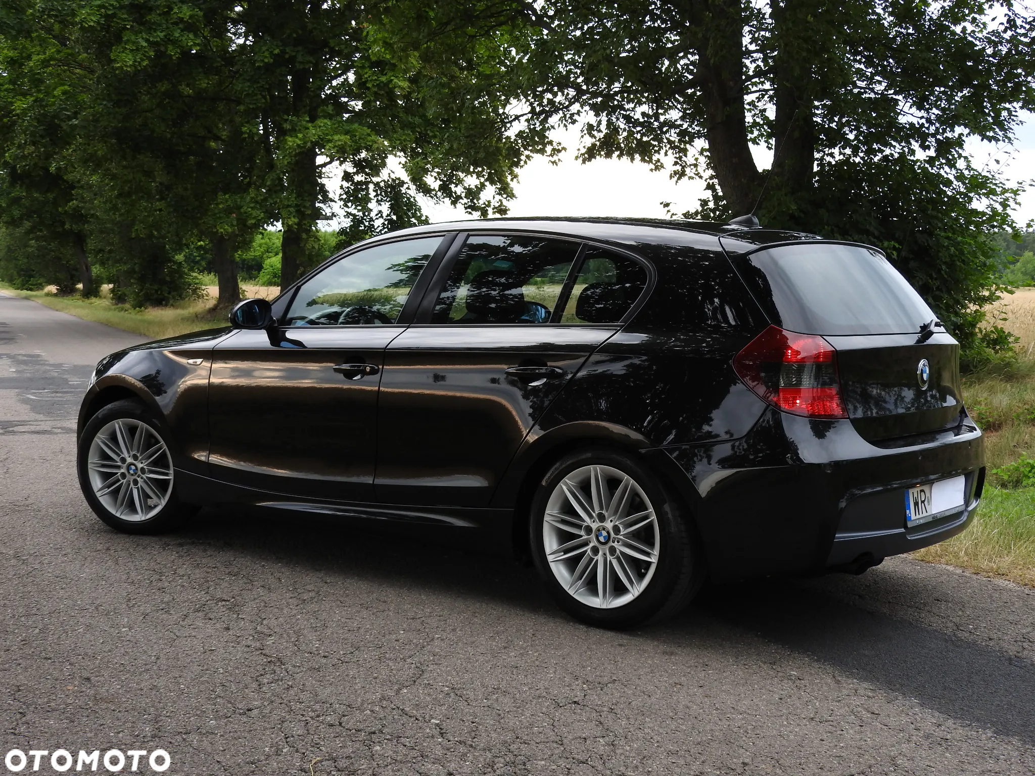 BMW Seria 1 120i - 4