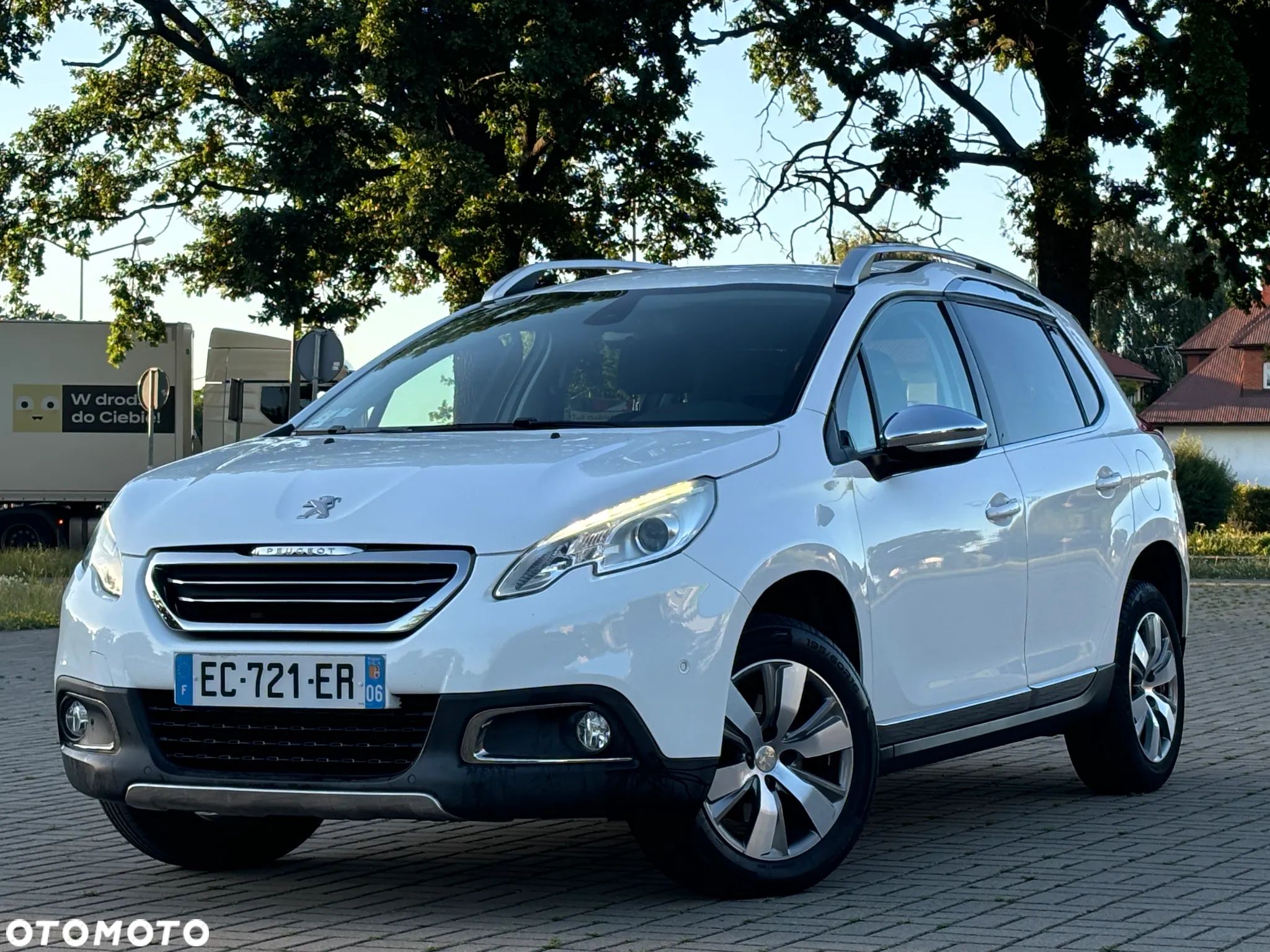 Peugeot 2008 1.2 Pure Tech Crossway S&S EAT6 - 1