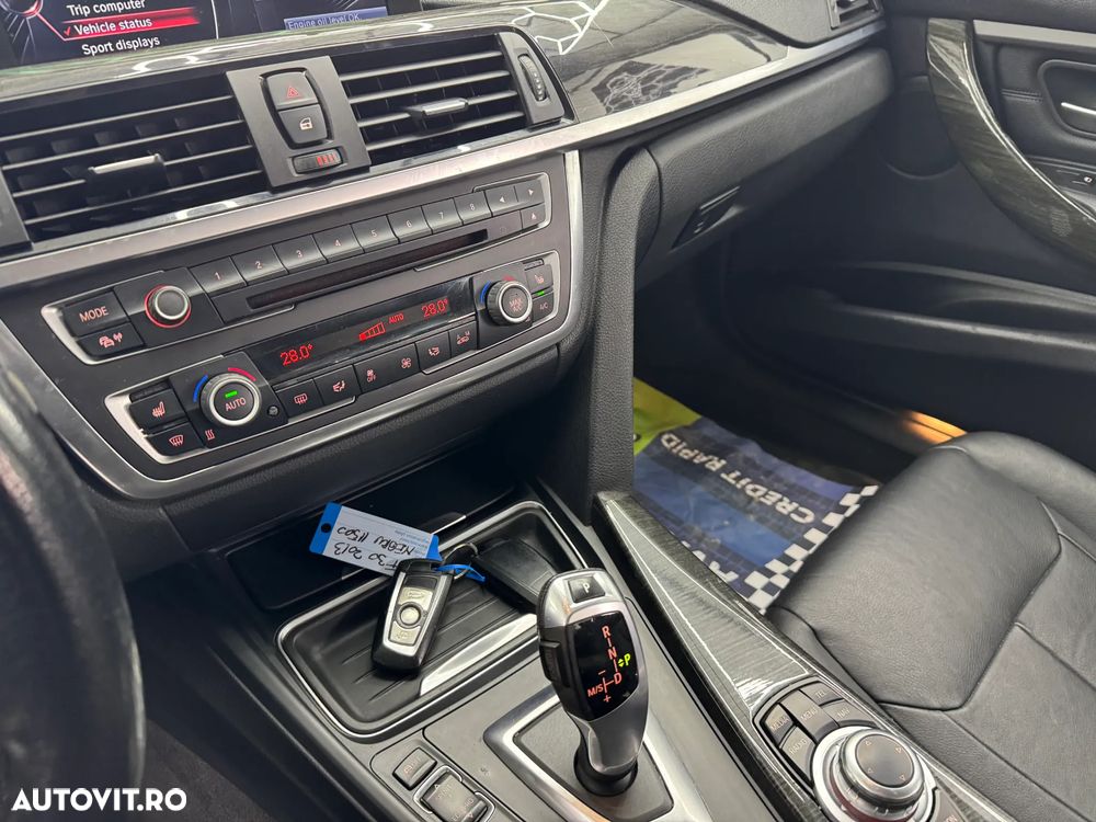 BMW Seria 3 320d Aut. Luxury Line - 18