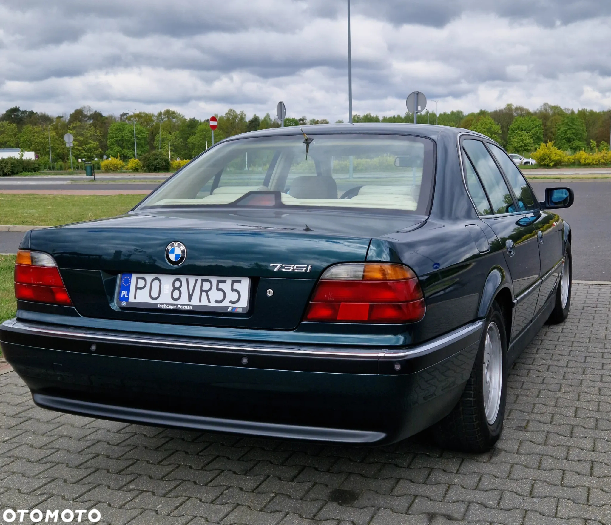 BMW Seria 7 735i - 29