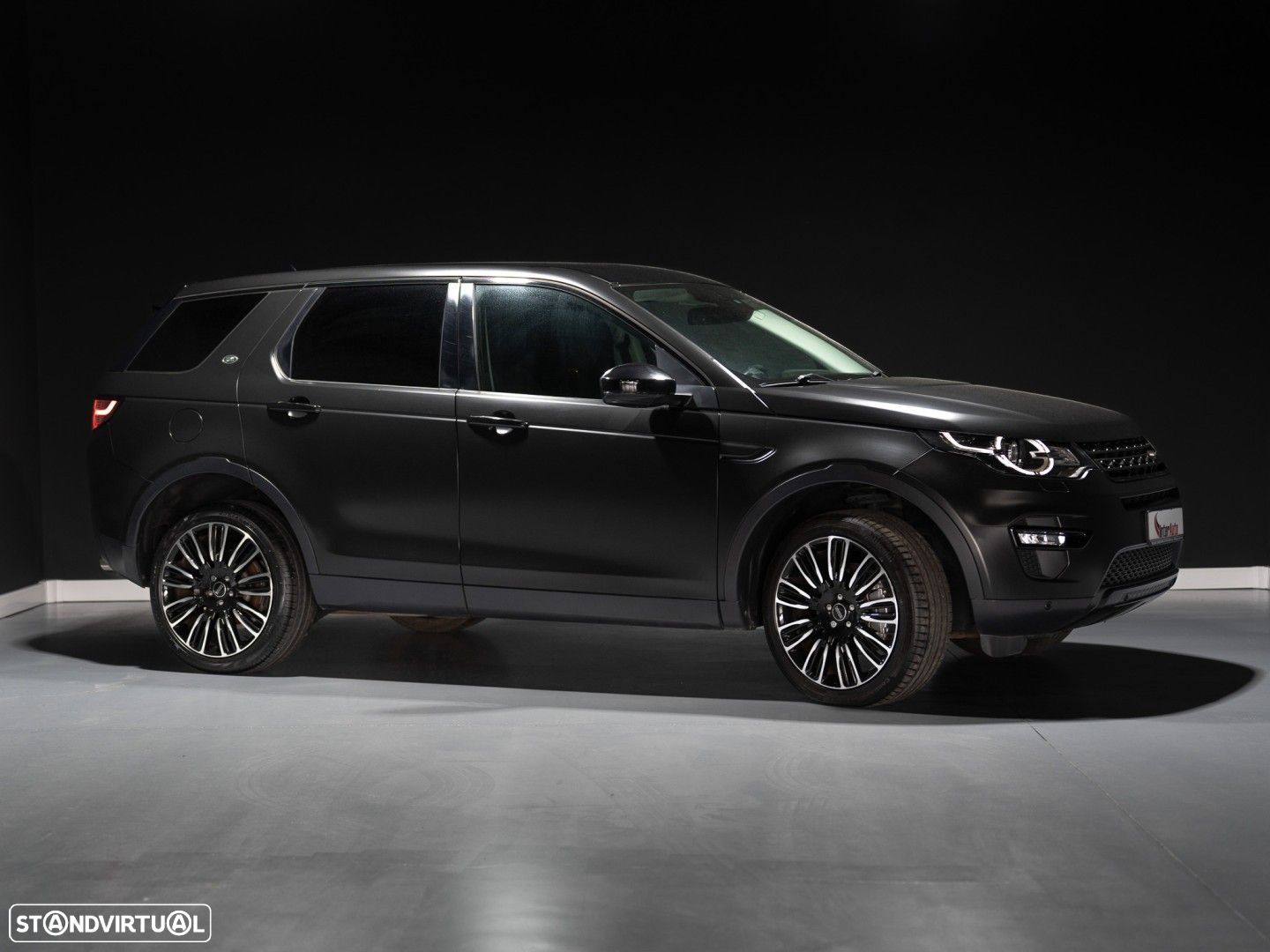 Land Rover Discovery Sport 2.0 D AWD SE - 1