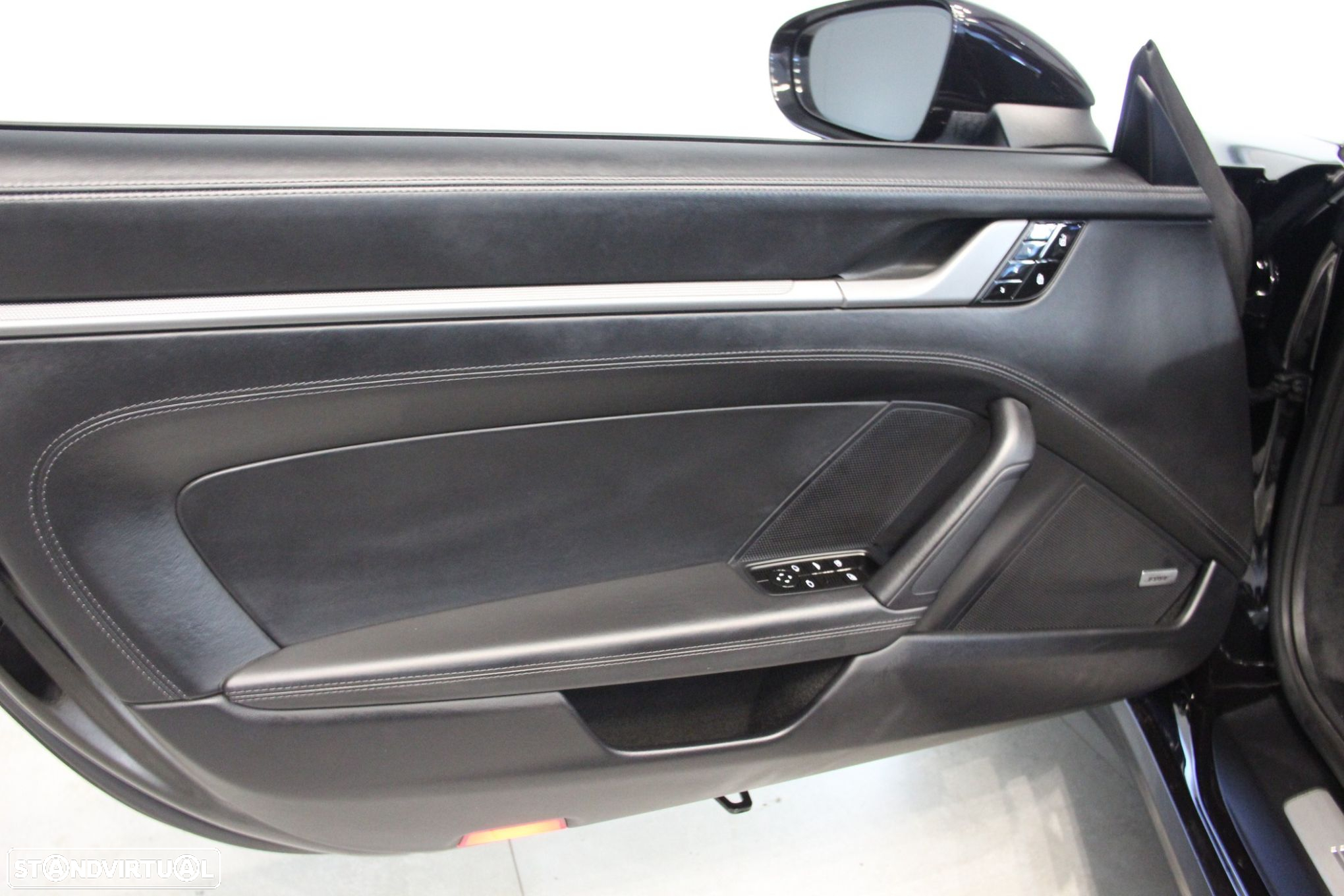 Porsche 911 (992) Carrera 4S PDK - 15